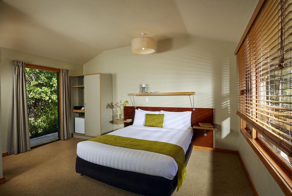 Awaroa Lodge Экстерьер фото