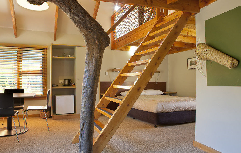 Awaroa Lodge Экстерьер фото