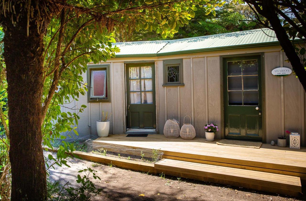 Awaroa Lodge Экстерьер фото